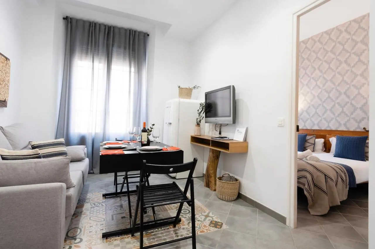 Apartamento Huerto del Conde - Plaza de la Merced Málaga